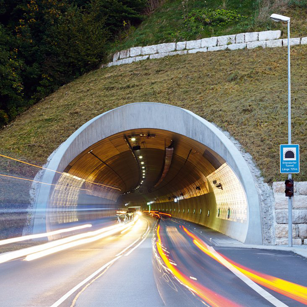 Ettendorfer Tunnel Traunstein.jpg